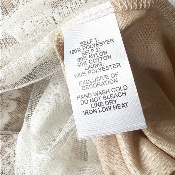 Lulu’s Magical Love White Lace Short Sleeve Mini Dress Size XS NWT - Picture 11 of 13